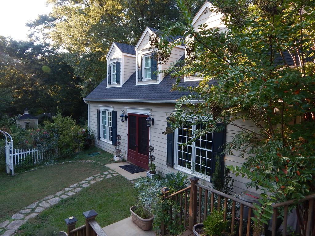 The Cottage Bed & Breakfast In Decatur Ga Eksteriør billede